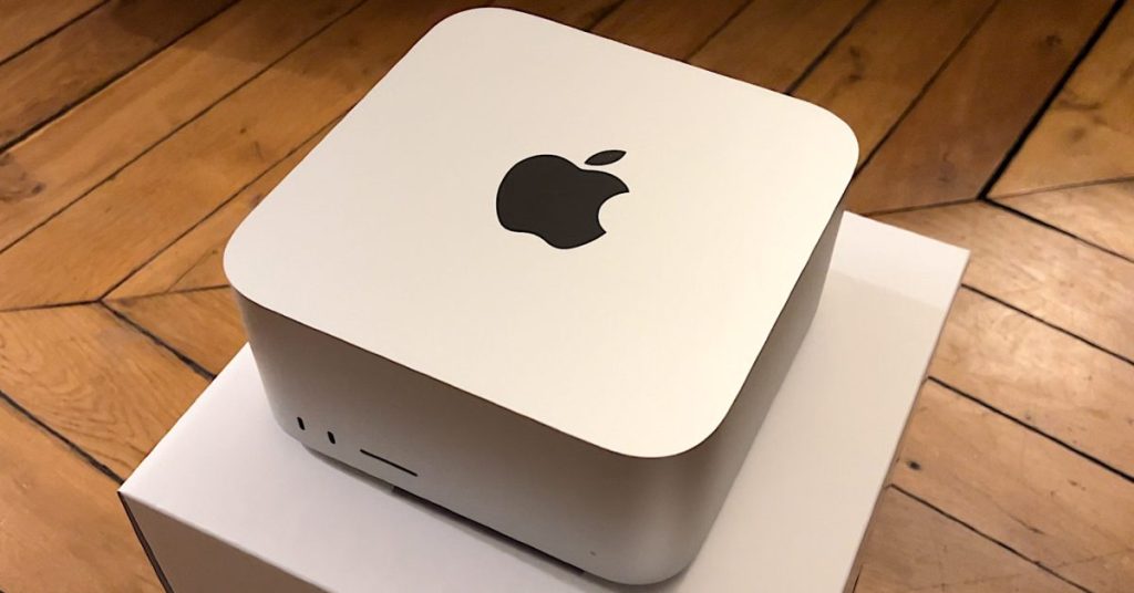 Pelanggan menangani Mac Studio beberapa hari sebelum desktop Apple baru masuk ke toko