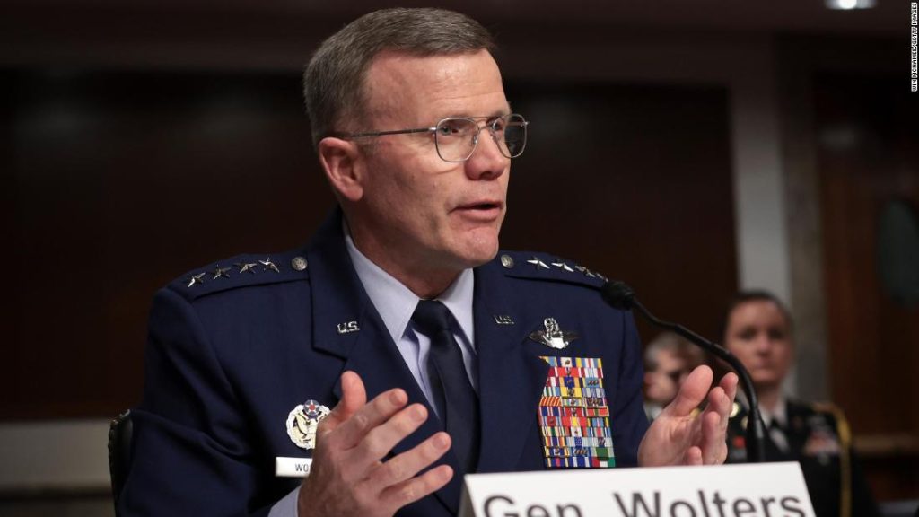 Seorang jenderal tinggi AS di Eropa mengatakan "mungkin" ada celah intelijen di AS yang menyebabkan AS melebih-lebihkan kemampuan Rusia.