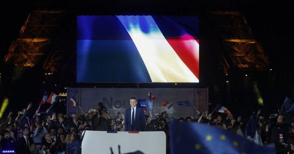 Macron memenangkan pemilihan ulang, menghindari gempa politik
