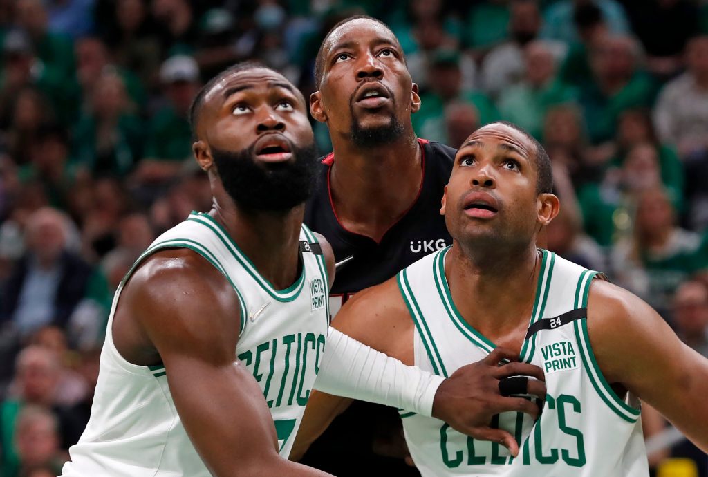 6 ide cepat saat Celtics menjatuhkan Game 3 melawan Heat yang jelek dan terluka