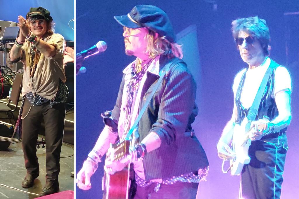 Johnny Depp menerima sambutan hangat di Royal Albert Hall di London