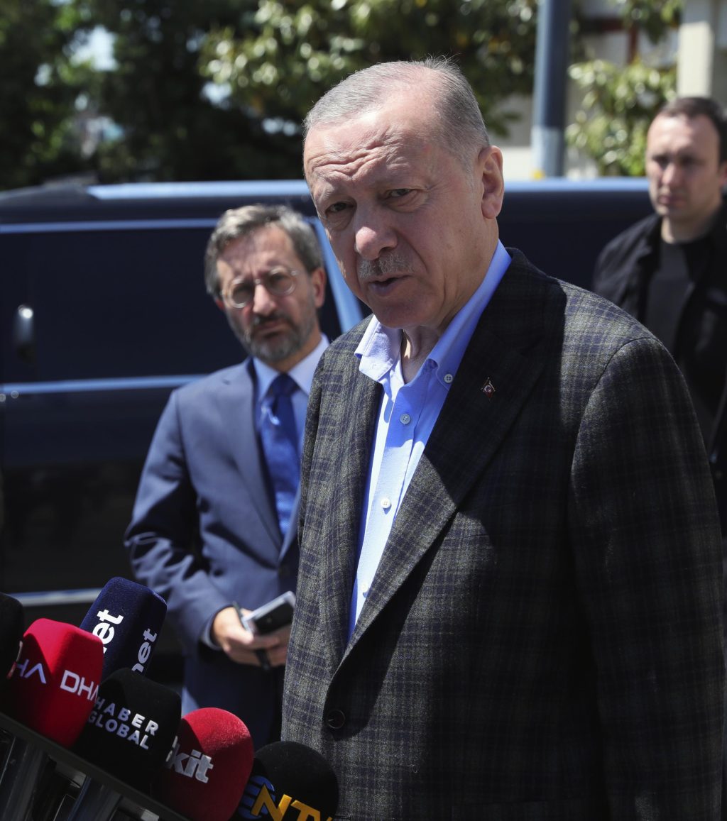 Pemimpin Turki menentang mengizinkan Finlandia dan Swedia bergabung dengan NATO