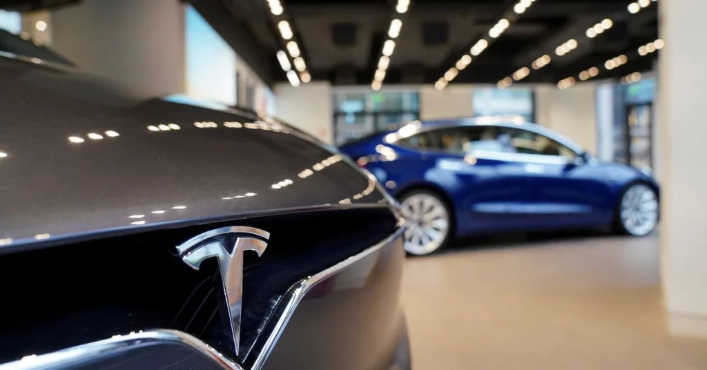 Mobil Tesla dilarang selama dua bulan di Beidaihe, tempat pertemuan kepemimpinan Cina