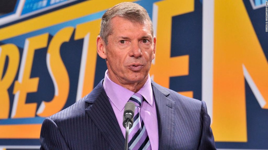 Vince McMahon mengundurkan diri sebagai CEO WWE setelah tuduhan diam tentang uang