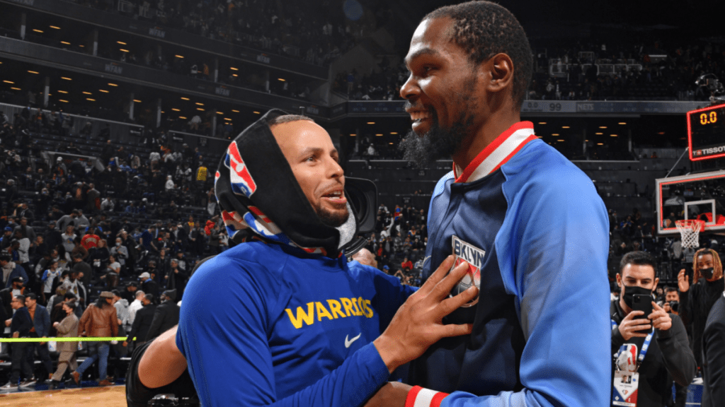 Rumor perdagangan tentang Kevin Durant: Bintang Warriors mendiskusikan kemungkinan reuni, tetapi kesepakatan tidak mungkin, kata laporan