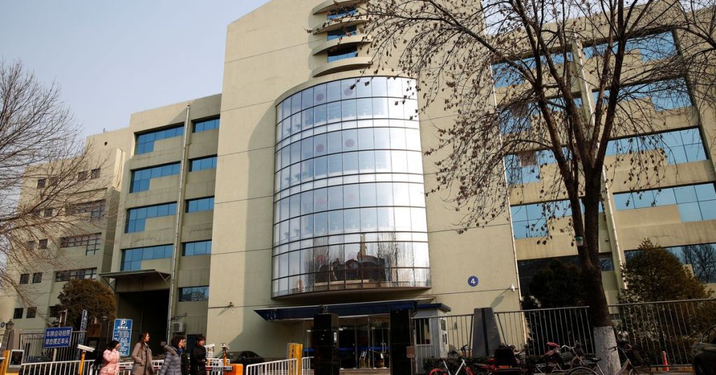 China menghukum pengusaha Xiao Jianhua hingga 13 tahun penjara, mendenda perusahaannya $8,1 miliar