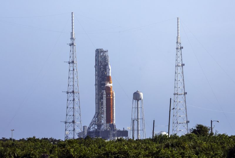 NASA menunda tanggal untuk upaya peluncuran Artemis I berikutnya
