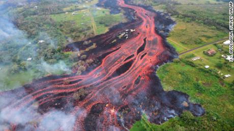Gunung berapi Kilauea Hawaii memuntahkan lava ke mana-mana