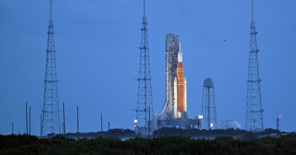 NASA membatalkan peluncuran ulang roket bulan Artemis, dengan alasan kebocoran bahan bakar