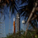 NASA membayangi upaya peluncuran Artemis I berikutnya karena badai tropis