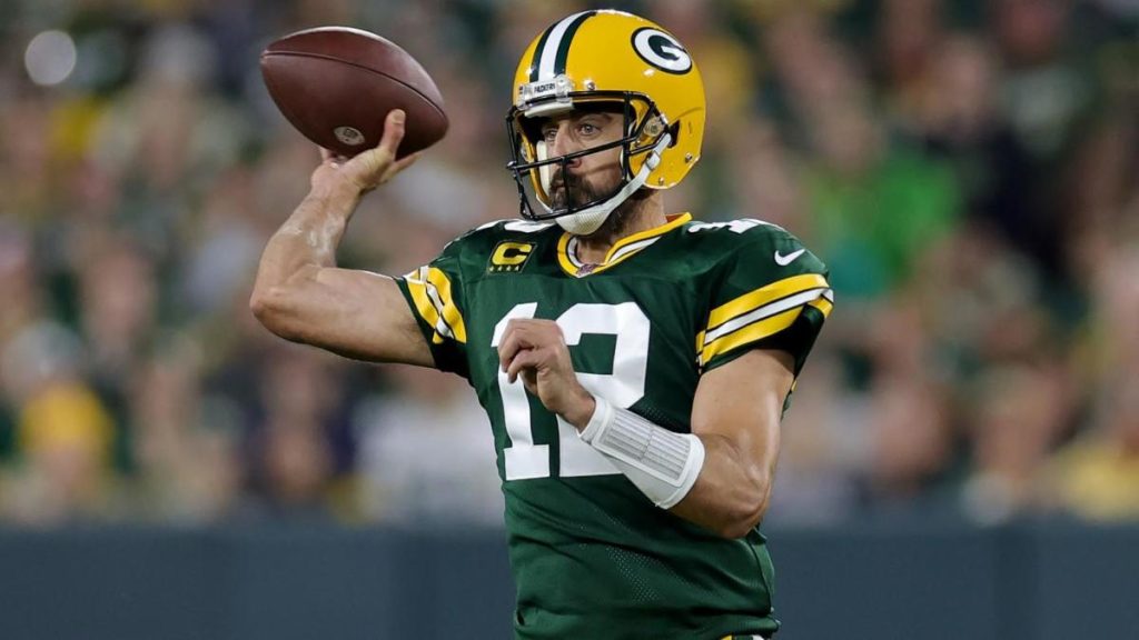 Packers vs Bears Points: Pembaruan langsung, statistik pertandingan, dan sorotan pertandingan NFC Utara di 'Sunday Night Football'