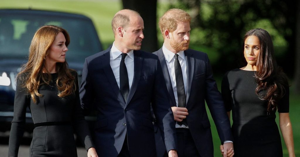 Pangeran Harry dan Meghan bergabung dengan William dan Kate di tur Windsor