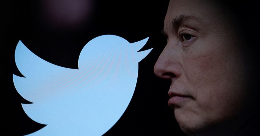 Properti Twitter Musk mulai menembak, menyatakan 'Burung telah dibebaskan'