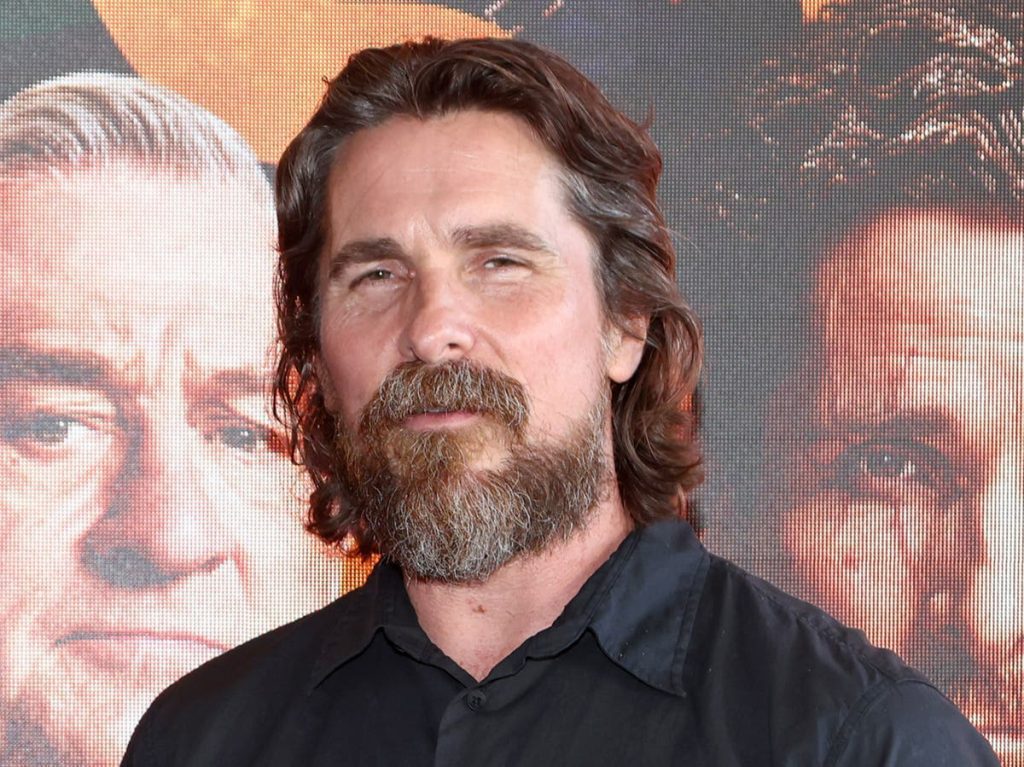 Christian Bale mengatakan film layar hijau seperti Thor "monoton" dalam pengambilan gambar