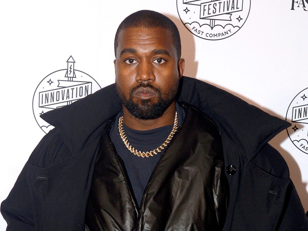 Kanye West mengantarnya dari kantor Skechers, kata merek sepatu |  berita rasisme