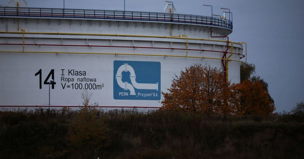 Kebocoran pipa Druzhba mengurangi aliran minyak Rusia ke Jerman