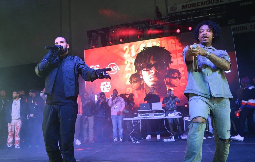 Drake dan 21 Savage diperintahkan untuk berhenti menggunakan sampul Vogue palsu