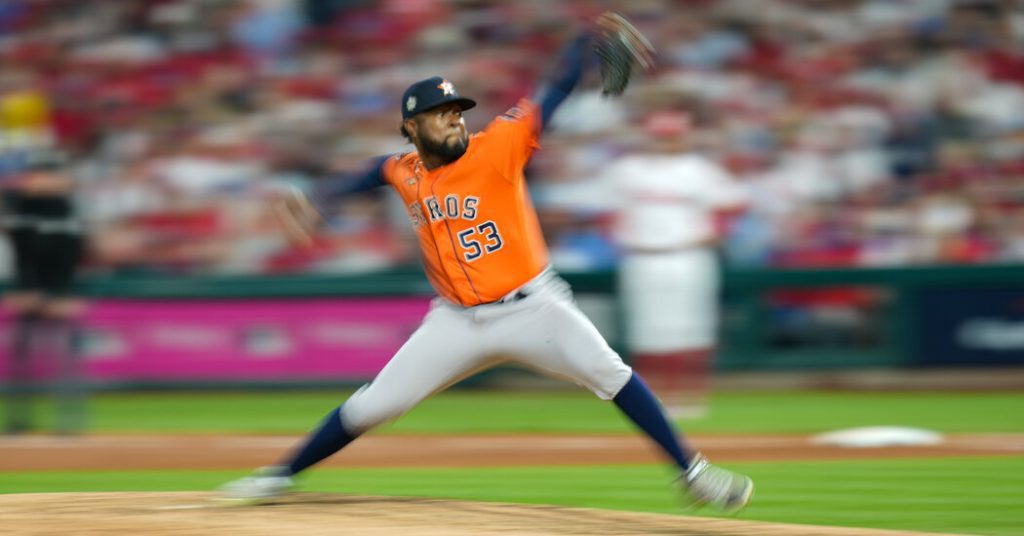Christian Javier dan Astros melempar yang kedua tidak berbahaya dalam sejarah World Series