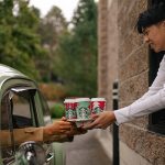 Penggemar Starbucks marah atas sistem tip baru yang ‘memalukan’