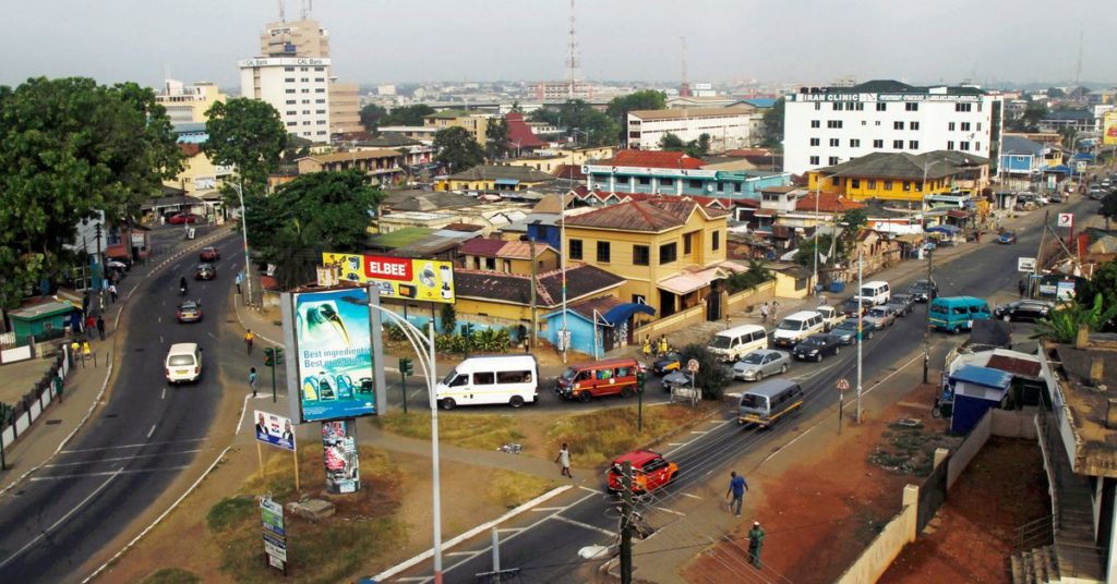 Ghana gagal bayar sebagian besar utang luar negeri karena krisis ekonomi semakin dalam